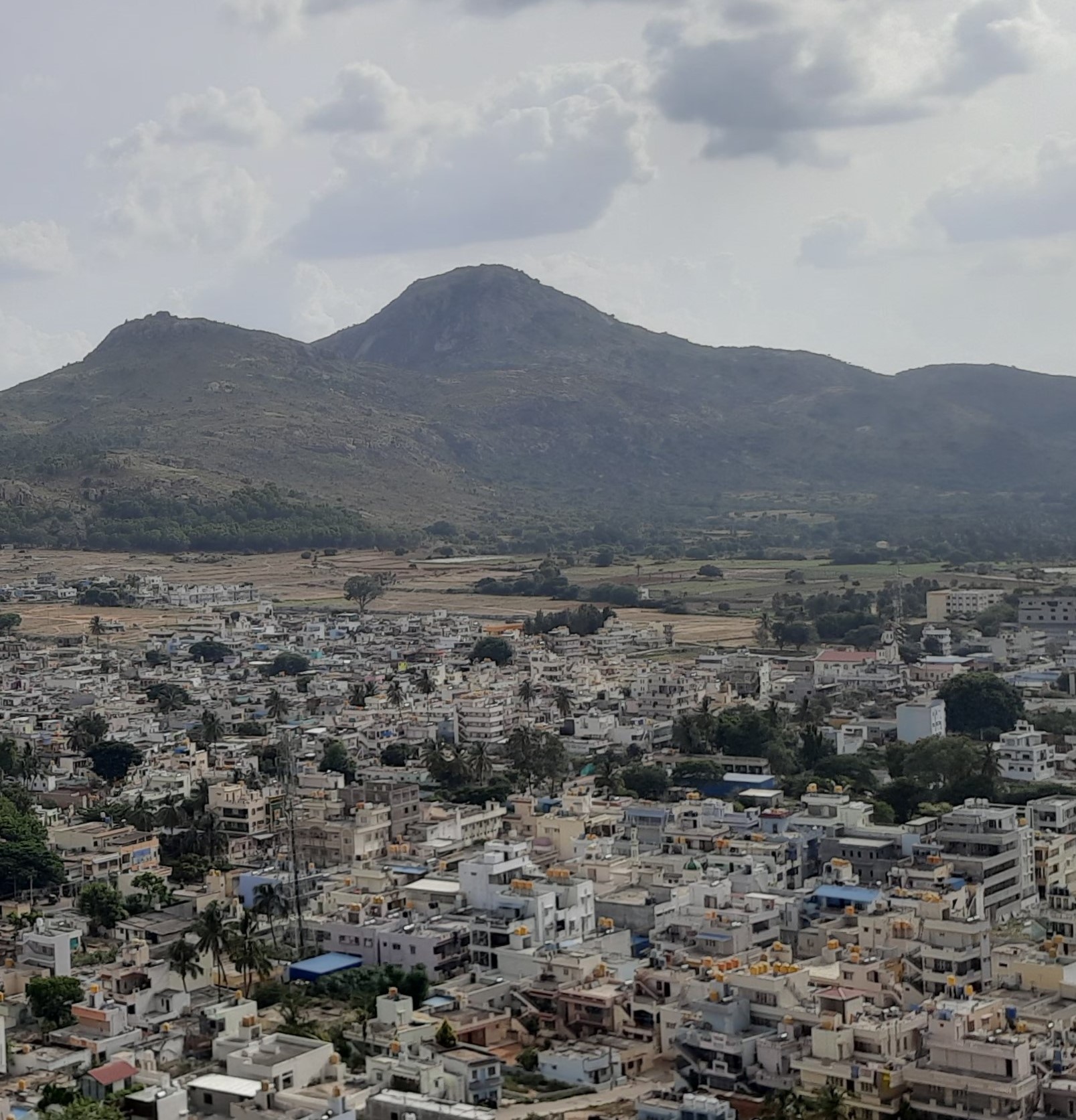 A panoramic view of Chintamani town