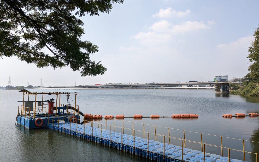 Water pumping station at the Porur lake