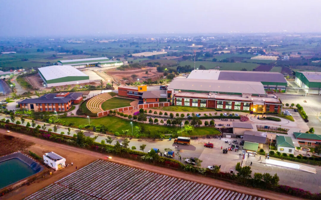 The Central Processing Unit and Campus of Sahyadri Farms, an FPO, at Mohadi, Nashik, Maharashtra. Credit: Sahyadrifarms.in